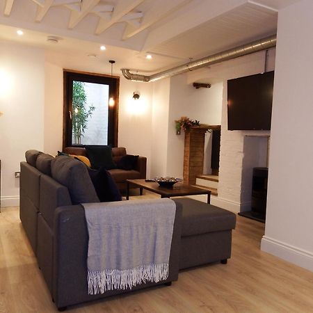 Newly Renovated Stunning Warehouse Apartment Bournemouth Eksteriør bilde