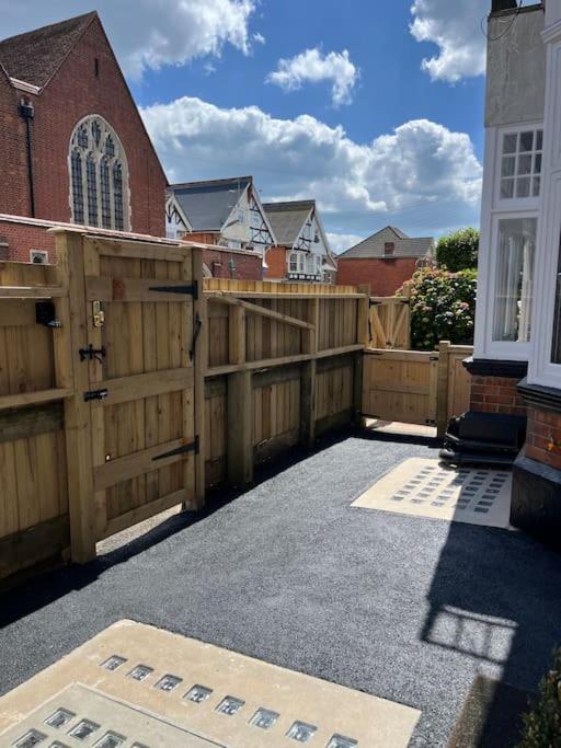 Newly Renovated Stunning Warehouse Apartment Bournemouth Eksteriør bilde